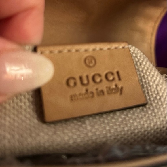 GUCCI
Leather Snaffle Bit Small Shoulder Bag Beige - Picture 13 of 17